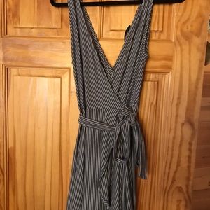 🦋Wrap Around Romper🦋